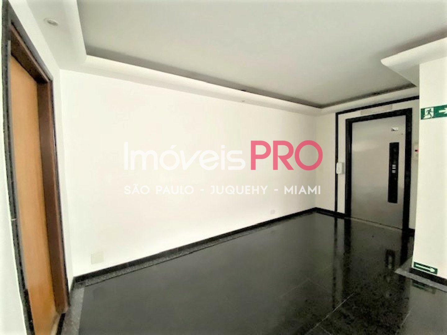 Foto :: IP10815