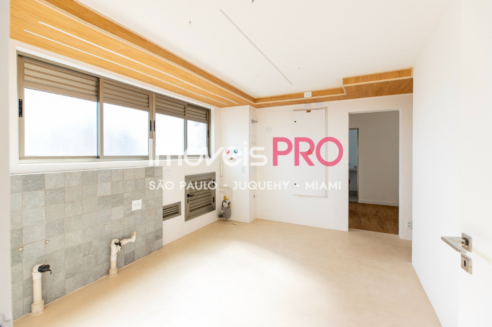 Foto :: https://assets.imoveispro.com.br/thumb/IP11127/cobertura-venda-campo-belo_IP11127_23_1920x1080.jpg?