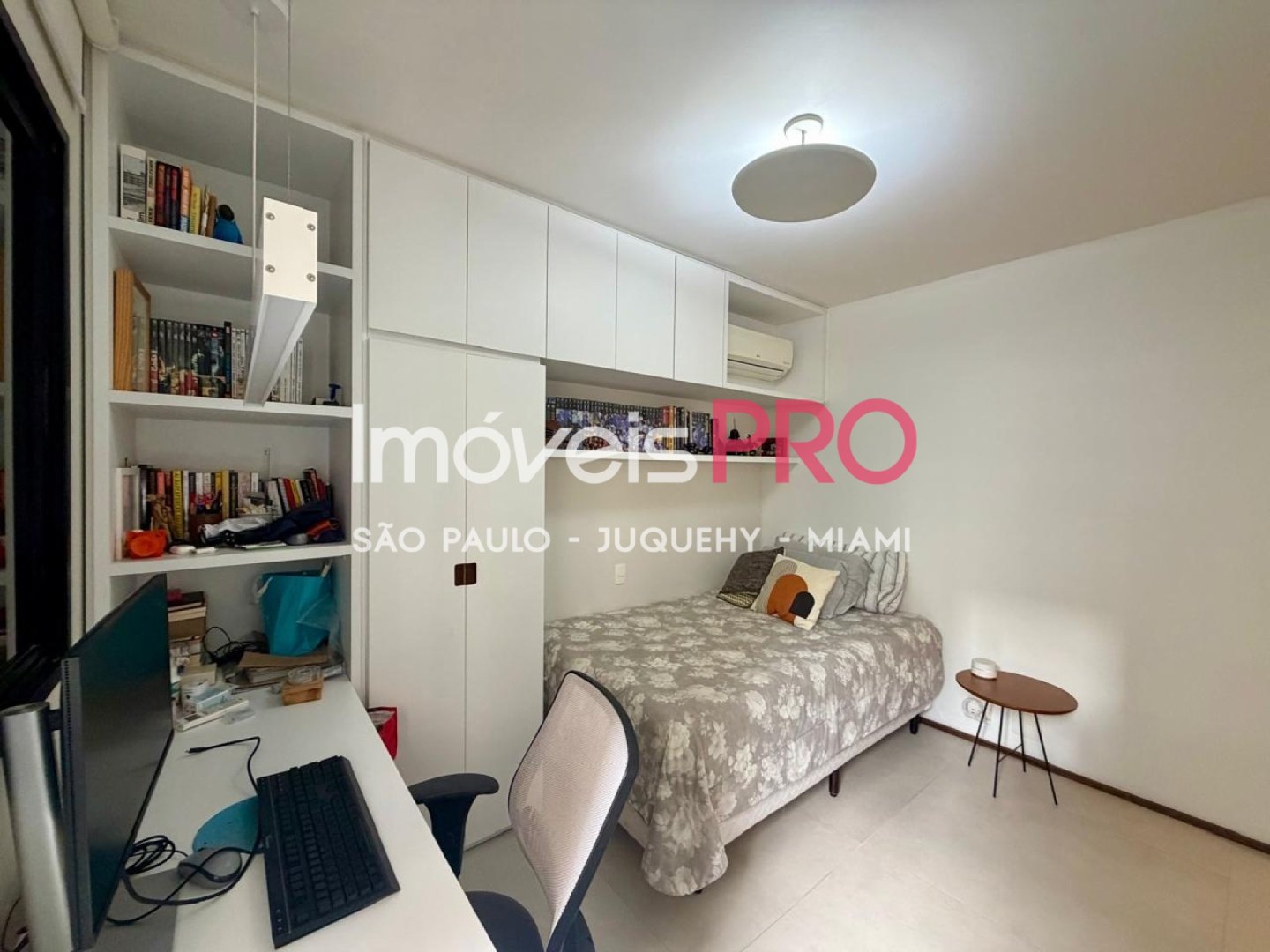 Foto :: IP12537