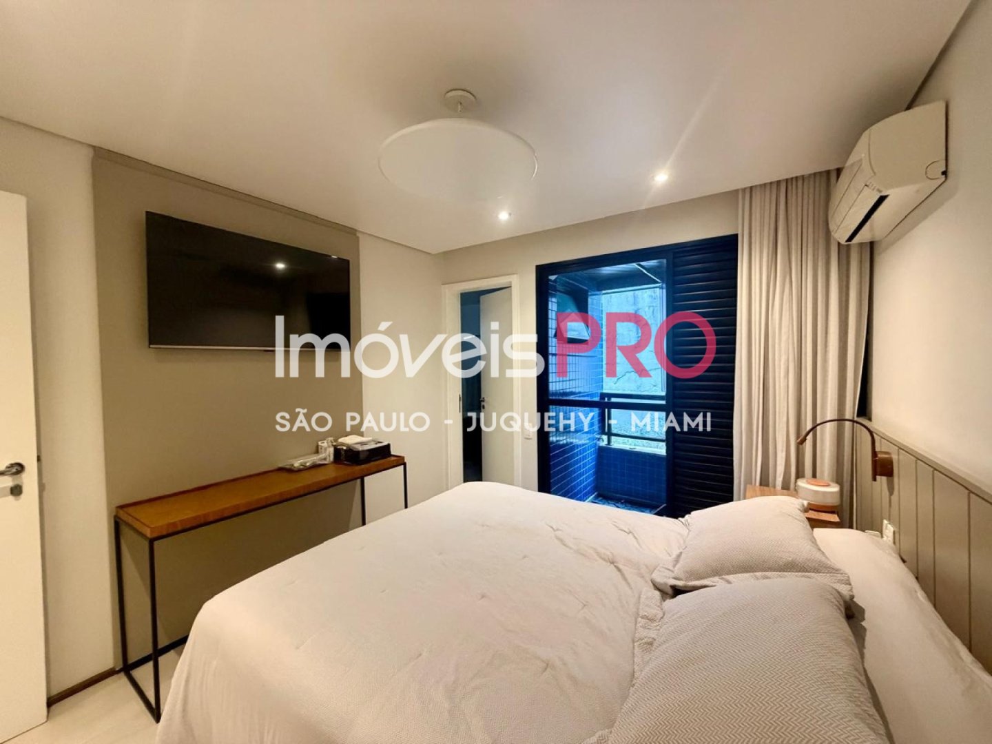 Foto :: https://assets.imoveispro.com.br/thumb/IP12537/apartamento-venda-moema_IP12537_29_1920x1080.jpg?