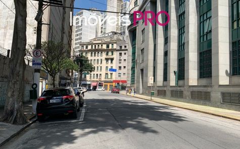 Terreno à venda em Centro, 872 m² — Ref. IP12589