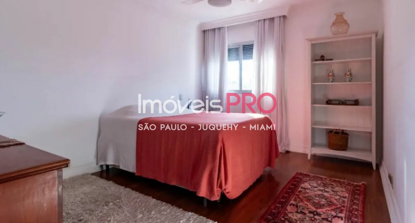 Foto :: https://assets.imoveispro.com.br/thumb/IP13292/apartamento-venda-campo-belo_IP13292_17_1920x1080.jpg?