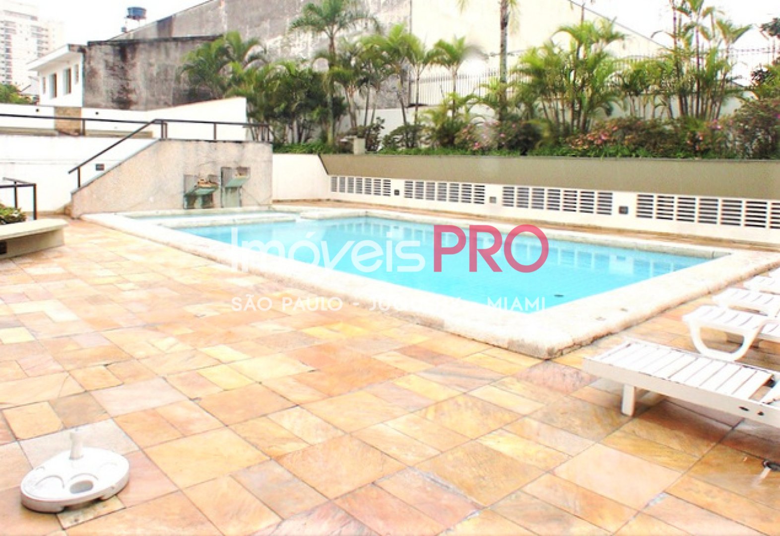 Foto :: https://assets.imoveispro.com.br/thumb/IP13292/apartamento-venda-campo-belo_IP13292_29_1920x1080.jpg?