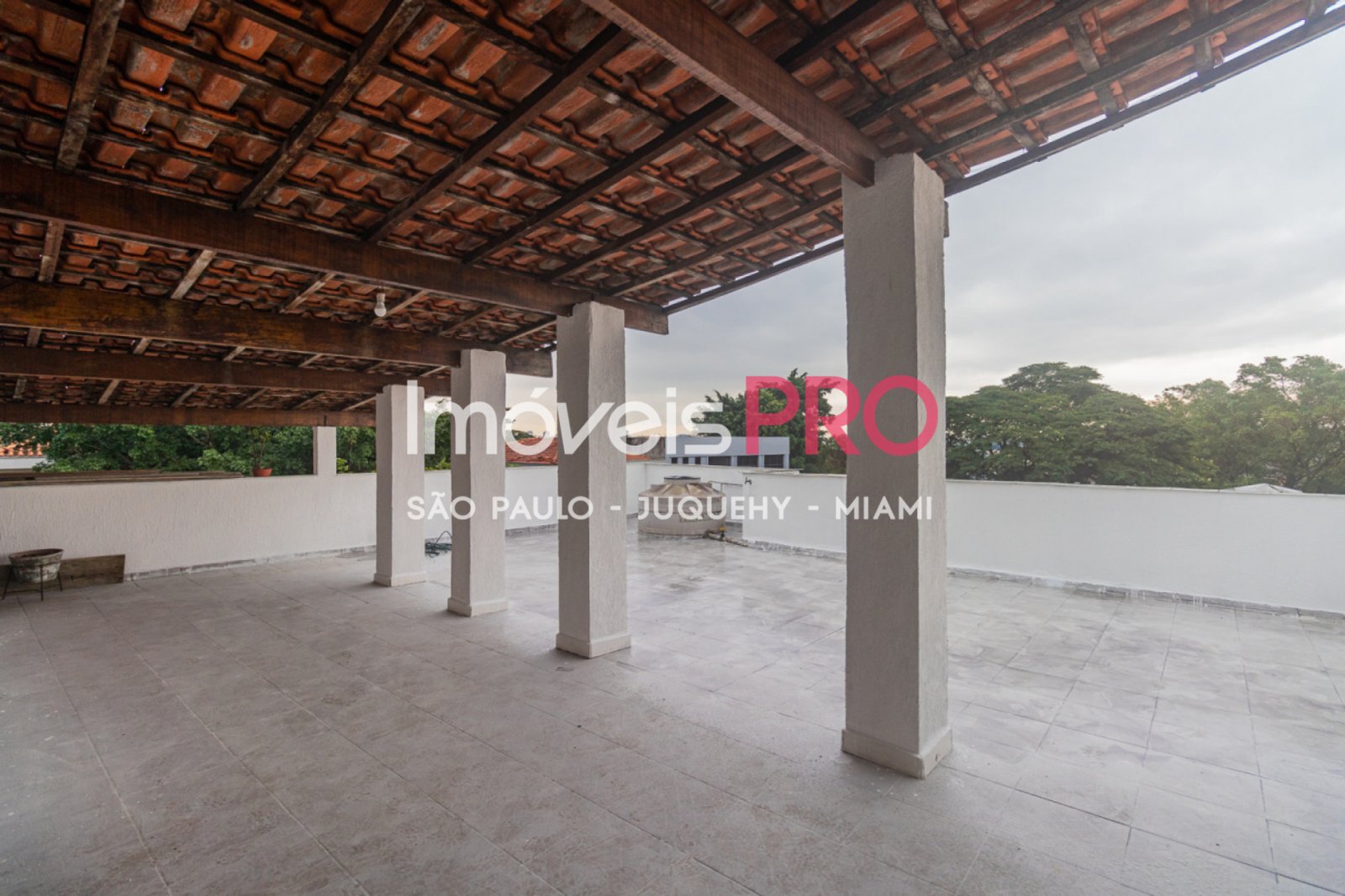 Foto :: https://assets.imoveispro.com.br/thumb/IP13647/sobrado-venda-planalto-paulista_IP13647_11_1920x1080.jpg?