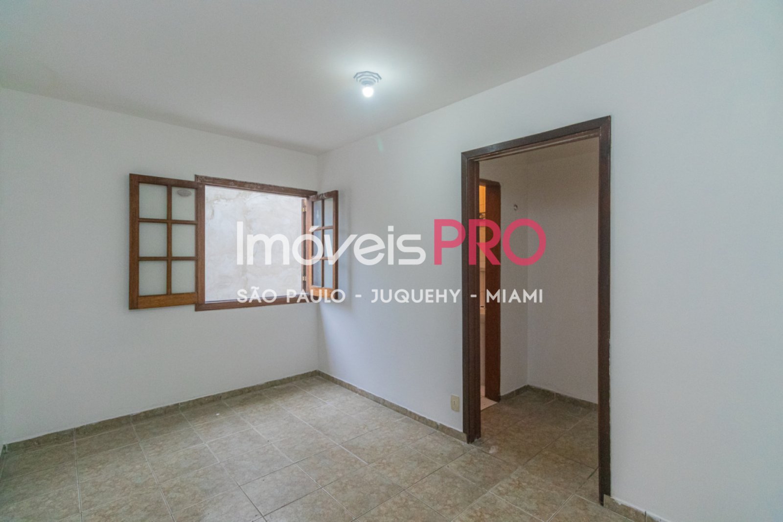 Foto :: IP13647