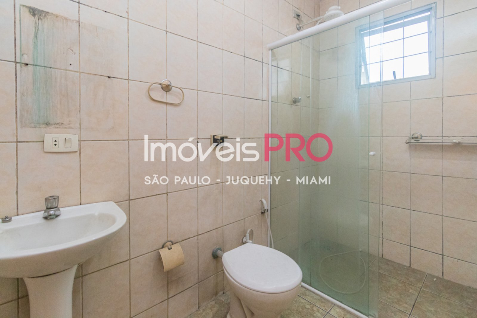 Foto :: https://assets.imoveispro.com.br/thumb/IP13647/sobrado-venda-planalto-paulista_IP13647_17_1920x1080.jpg?