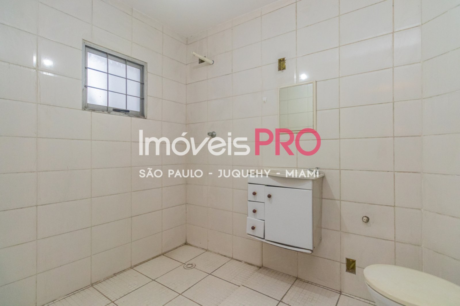 Foto :: IP13647