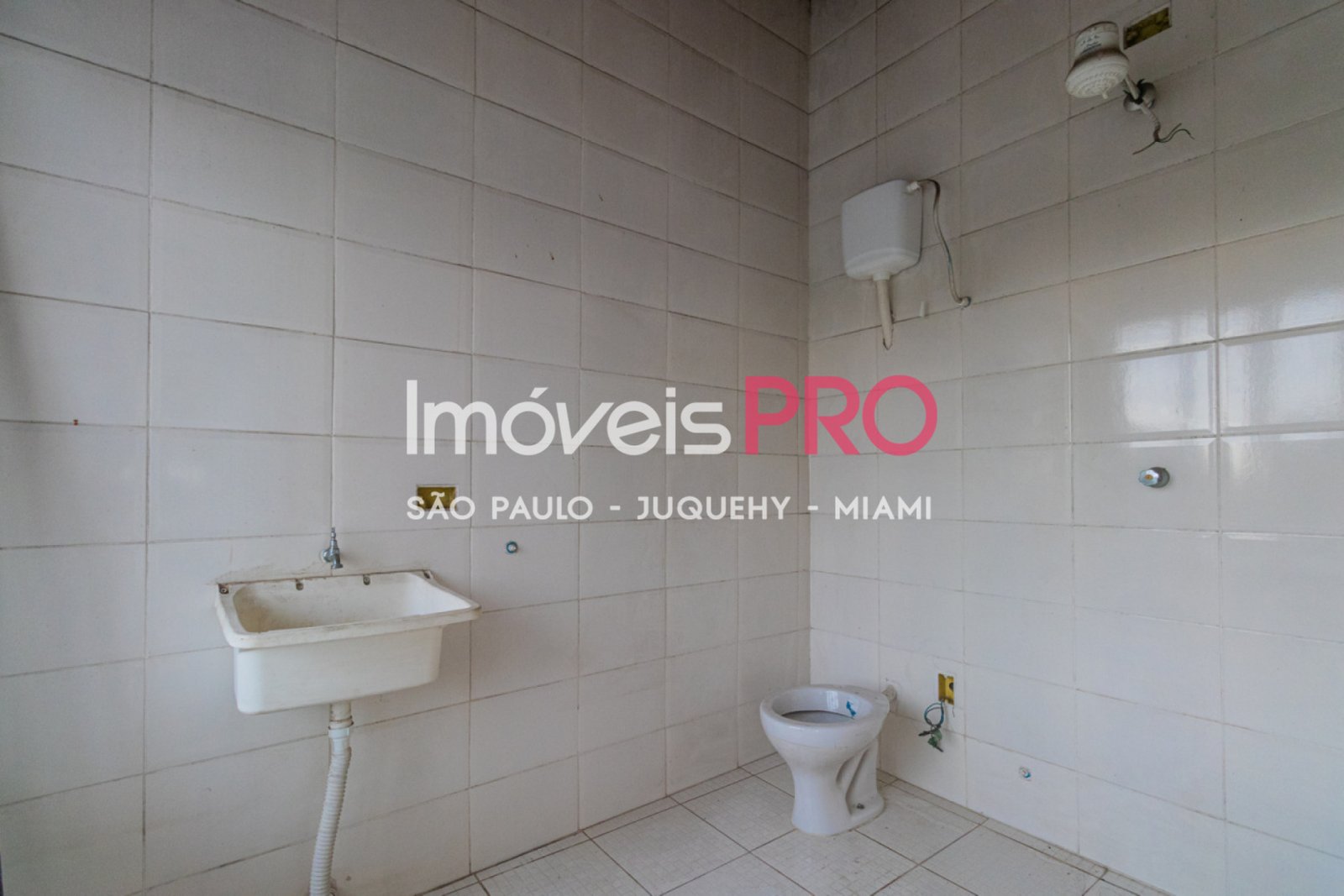 Foto :: https://assets.imoveispro.com.br/thumb/IP13647/sobrado-venda-planalto-paulista_IP13647_23_1920x1080.jpg?