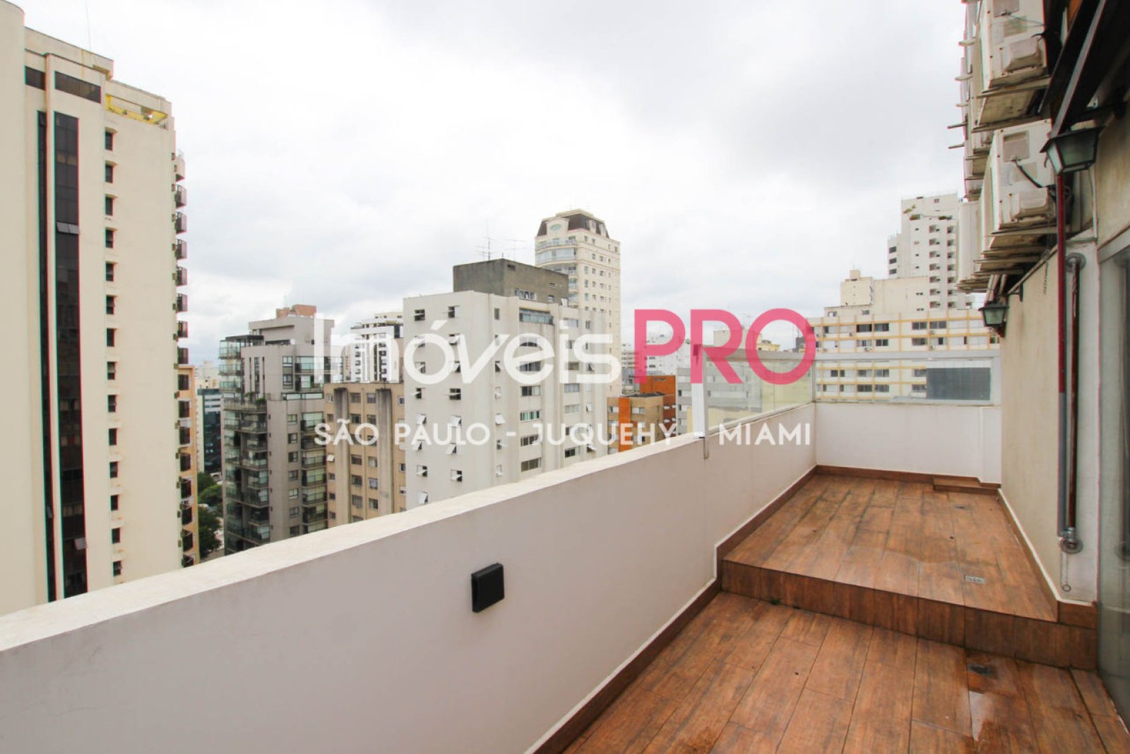 Foto :: IP13879