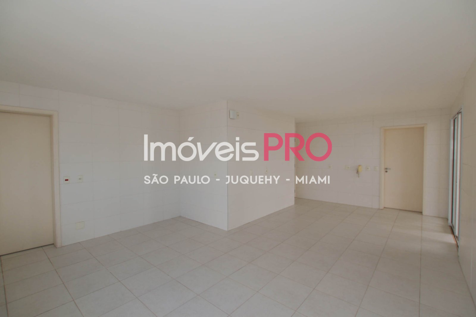 Foto :: https://assets.imoveispro.com.br/thumb/IP13951/cobertura-venda-campo-belo_IP13951_23_1920x1080.jpg?