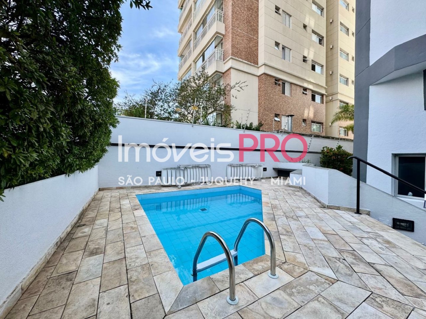 Foto :: https://assets.imoveispro.com.br/thumb/IP14610/apartamento-venda-vila-mariana_IP14610_17_1920x1080.jpg?