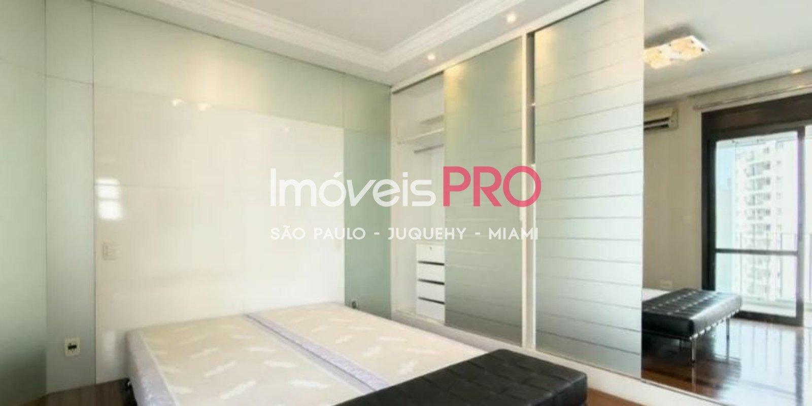 Foto :: IP14727
