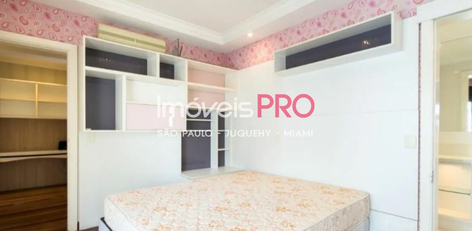 Foto :: IP14727