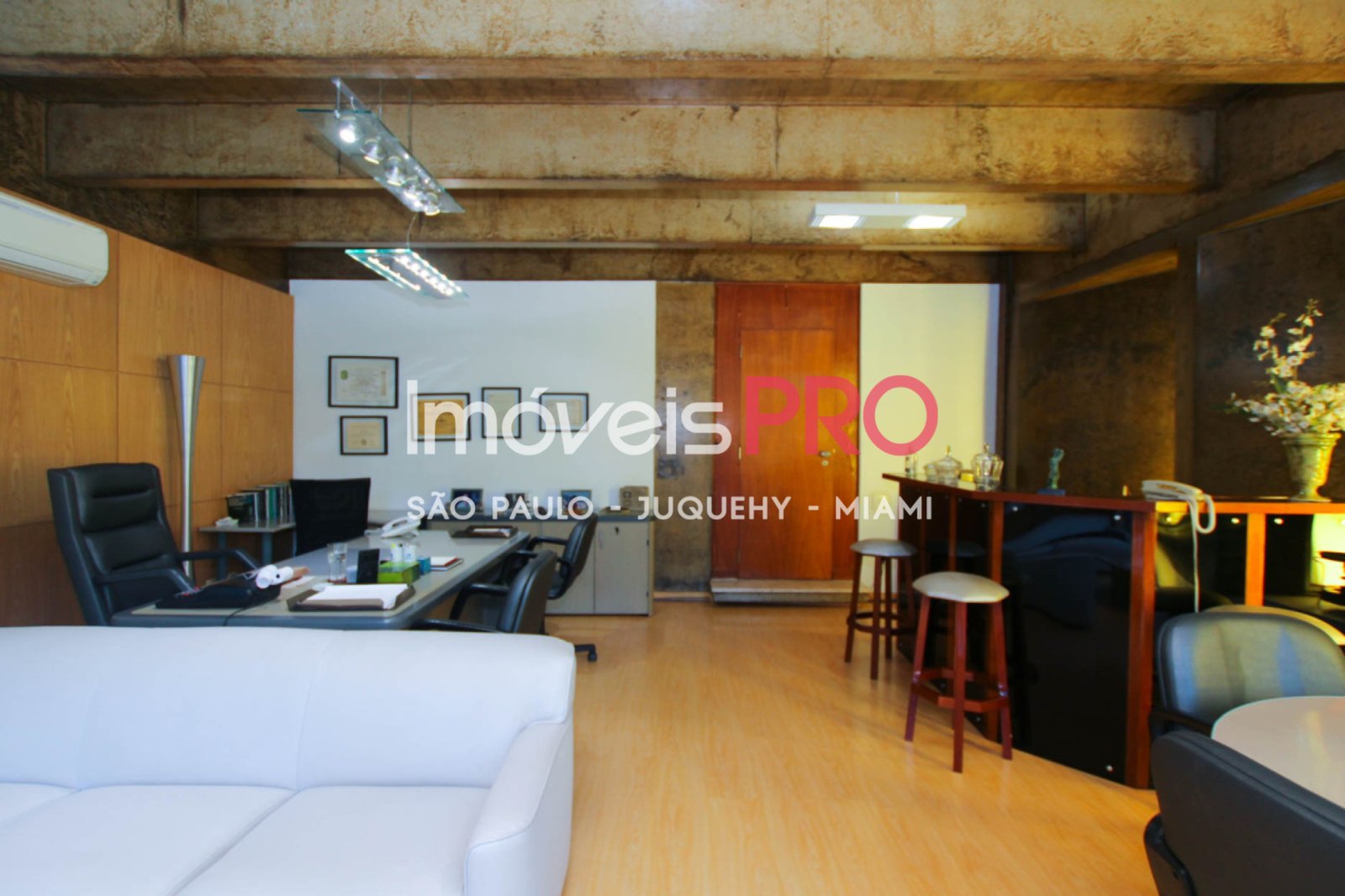 Foto :: https://assets.imoveispro.com.br/thumb/IP14916/comercial-venda-moema_IP14916_11_1920x1080.jpg?