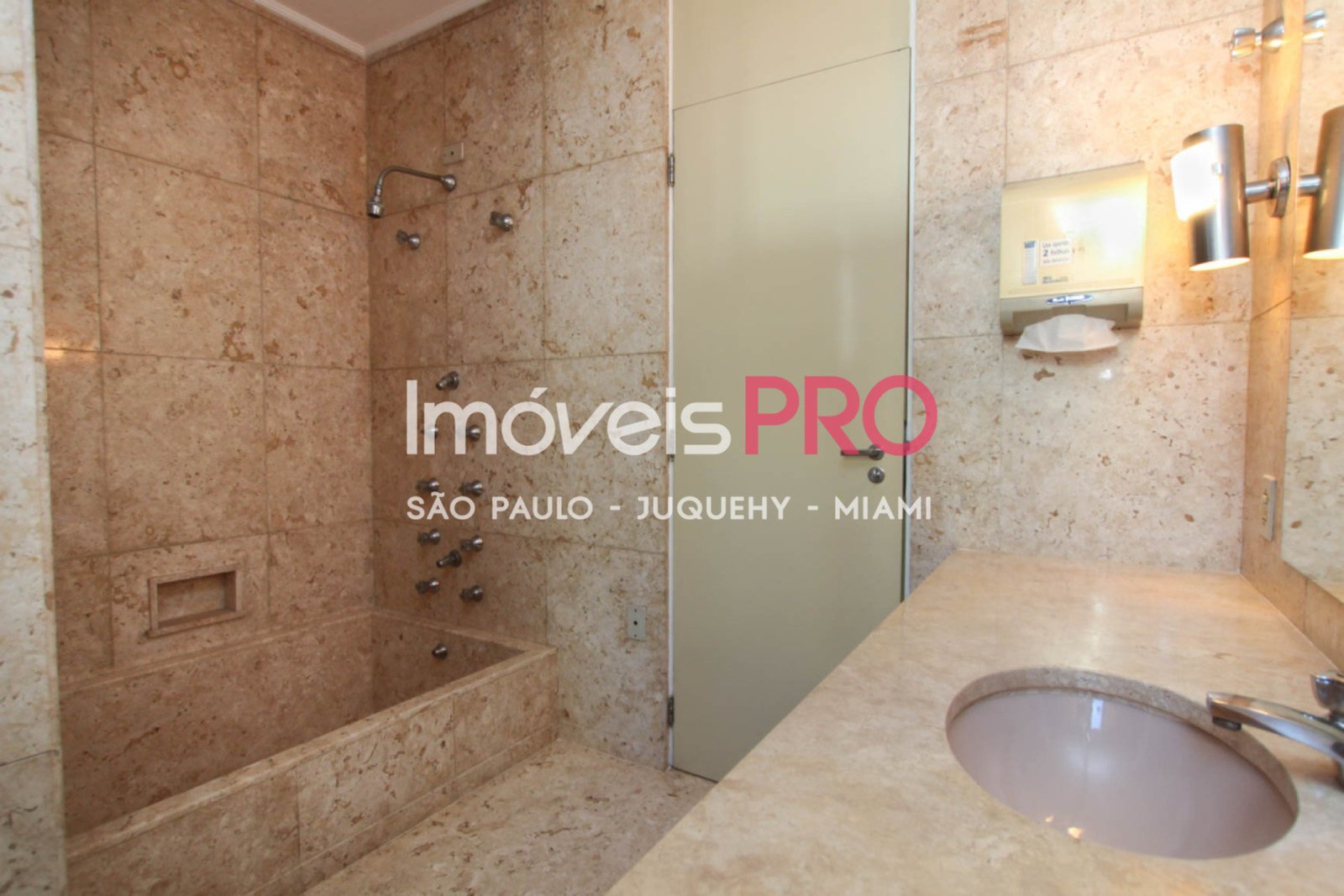 Foto :: https://assets.imoveispro.com.br/thumb/IP14916/comercial-venda-moema_IP14916_29_1920x1080.jpg?