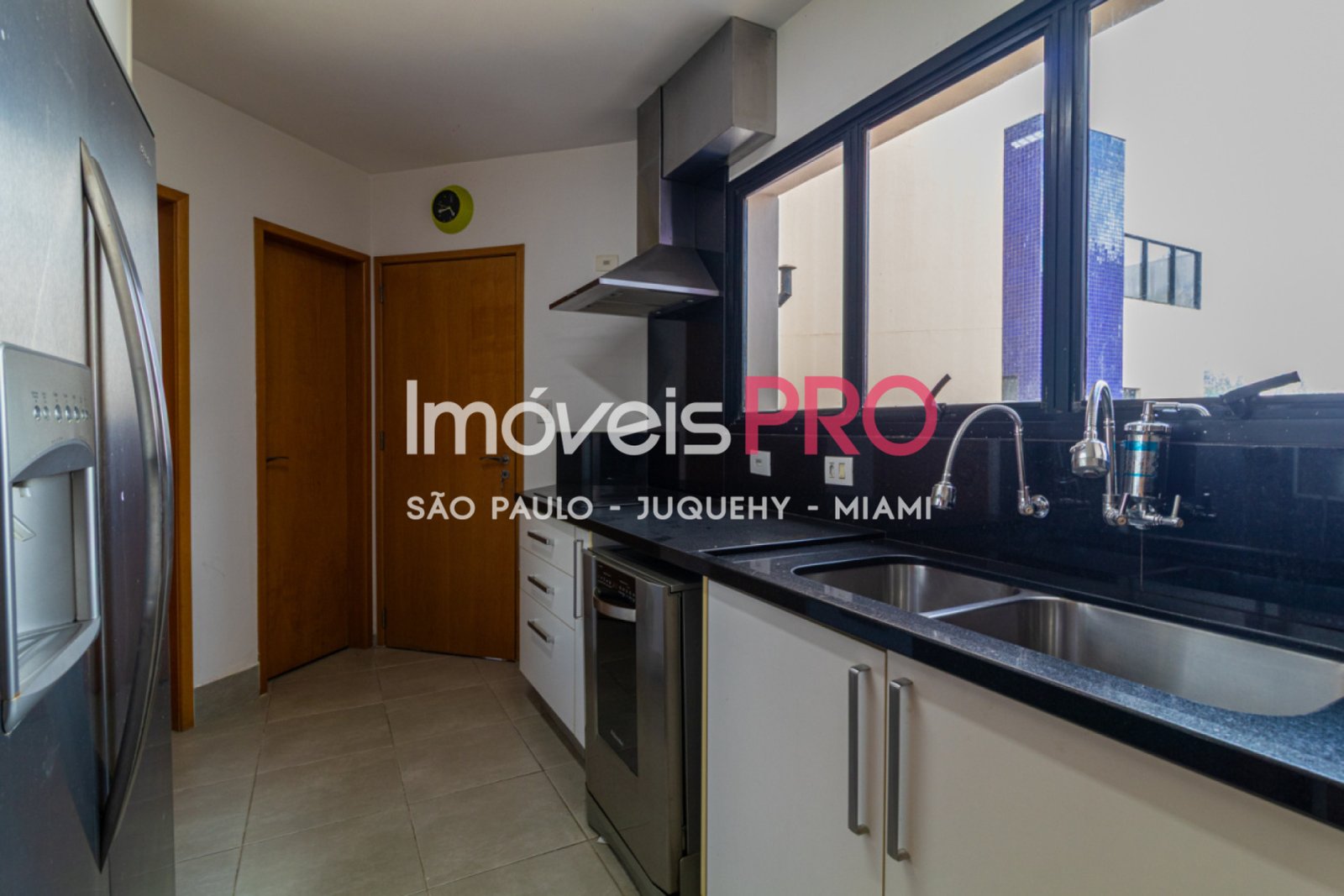 Foto :: https://assets.imoveispro.com.br/thumb/IP15819/cobertura-venda-vila-sonia_IP15819_59_1920x1080.jpg?