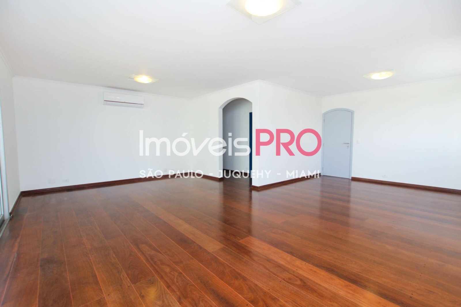 Apartamento de 4 quartos, 209 m², à venda em Campo Belo, R$ 2,28 mi — foto 1 de 32