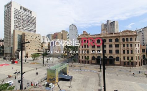 Prédio em Centro — foto 1 (Ref. IP16712)