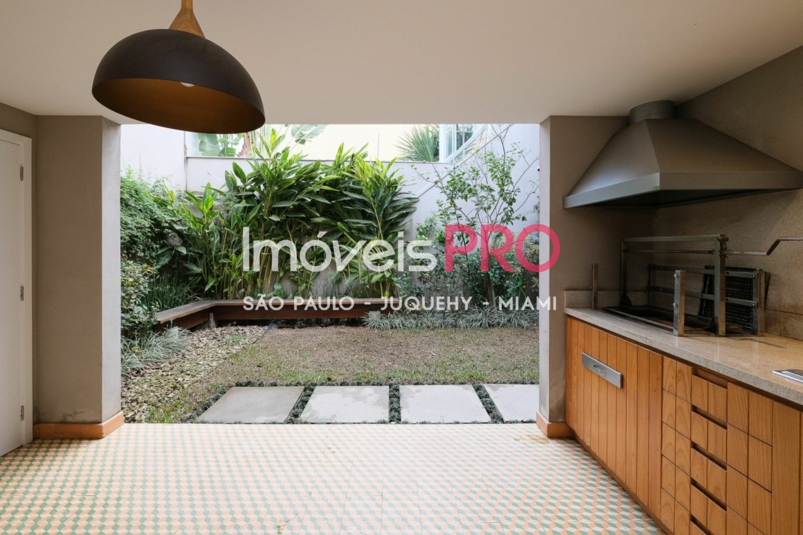 Foto :: https://assets.imoveispro.com.br/thumb/IP16785/sobrado-venda-jardim-paulistano_IP16785_17_1920x1080.jpg?