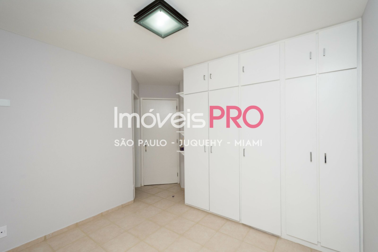 Foto :: https://assets.imoveispro.com.br/thumb/IP16856/apartamento-venda-vila-nova-conceicao_IP16856_17_1920x1080.jpg?