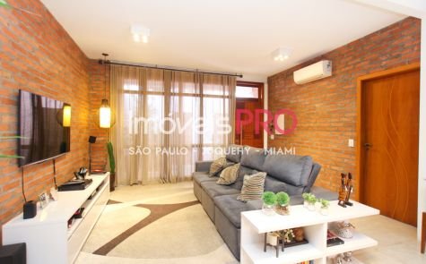 Casa Térrea em Moema — foto 1 (Ref. IP17145)