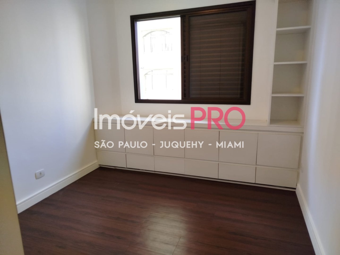 Foto :: https://assets.imoveispro.com.br/thumb/IP17162/apartamento-venda-moema-indios_IP17162_17_1920x1080.jpg?