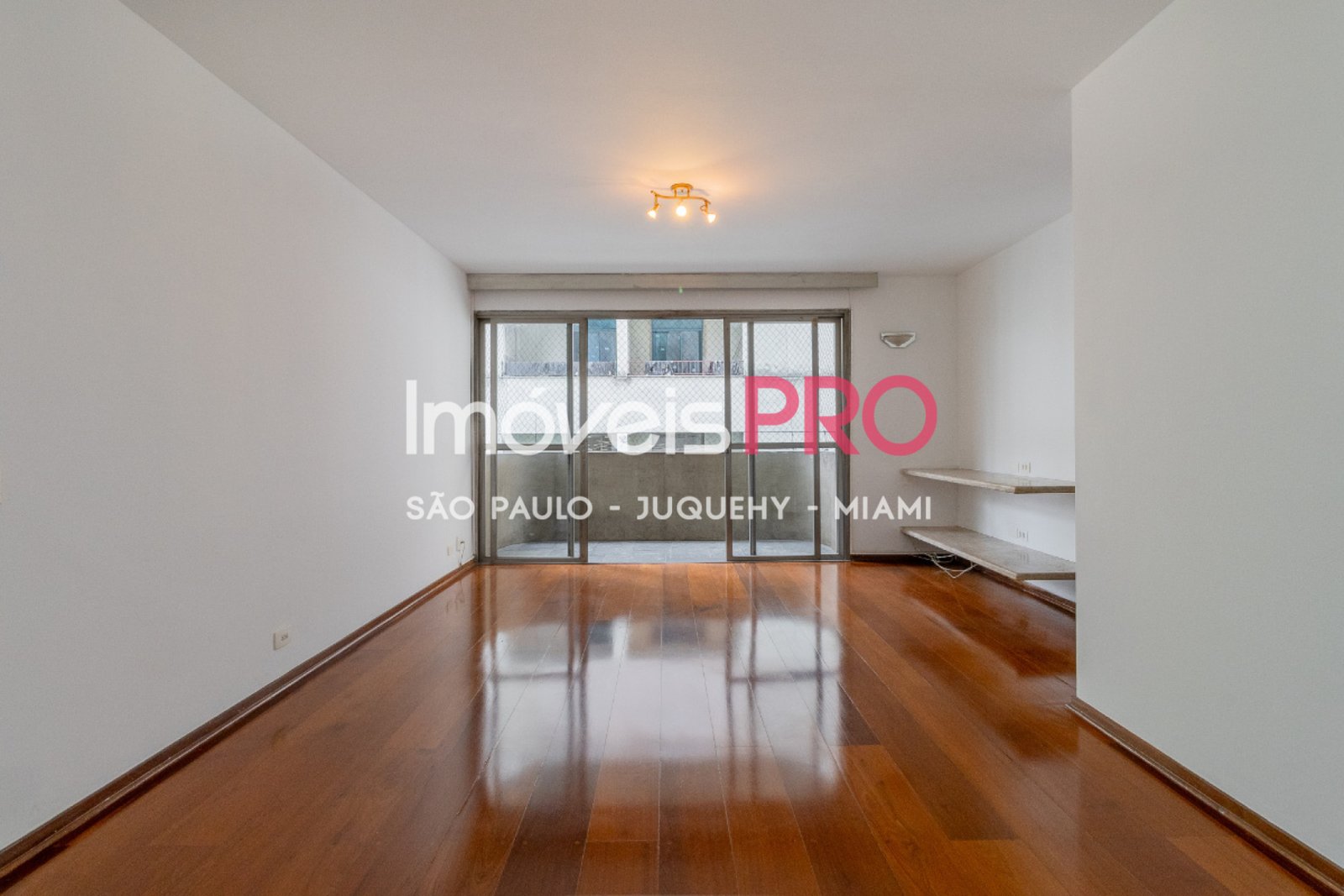 Apartamento de 3 quartos, 126 m², à venda em Moema Pássaros, R$ 1,7 mi — foto 3 de 32