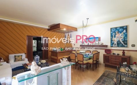 Casa Assobradada em Planalto Paulista — foto 1 (Ref. IP17302)