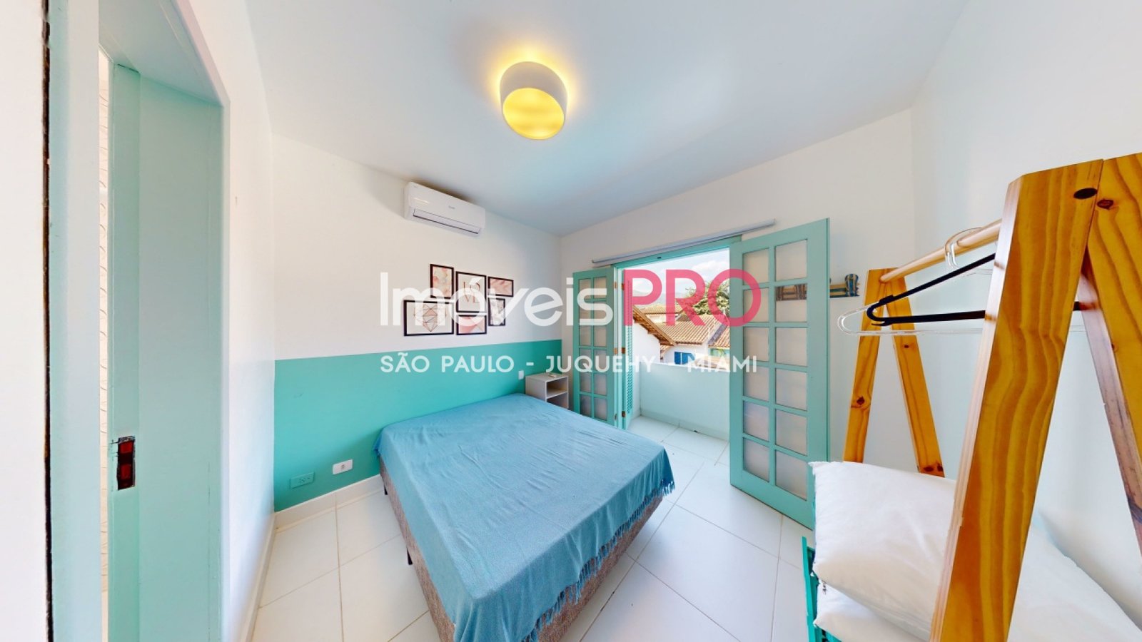 Foto :: IP1763
