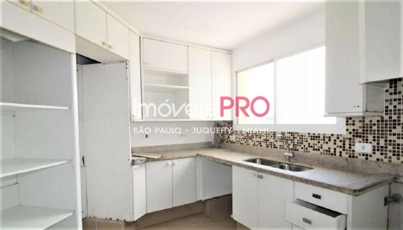 Foto :: https://assets.imoveispro.com.br/thumb/IP17661/cobertura-duplex-venda-campo-belo_IP17661_23_1920x1080.jpg?