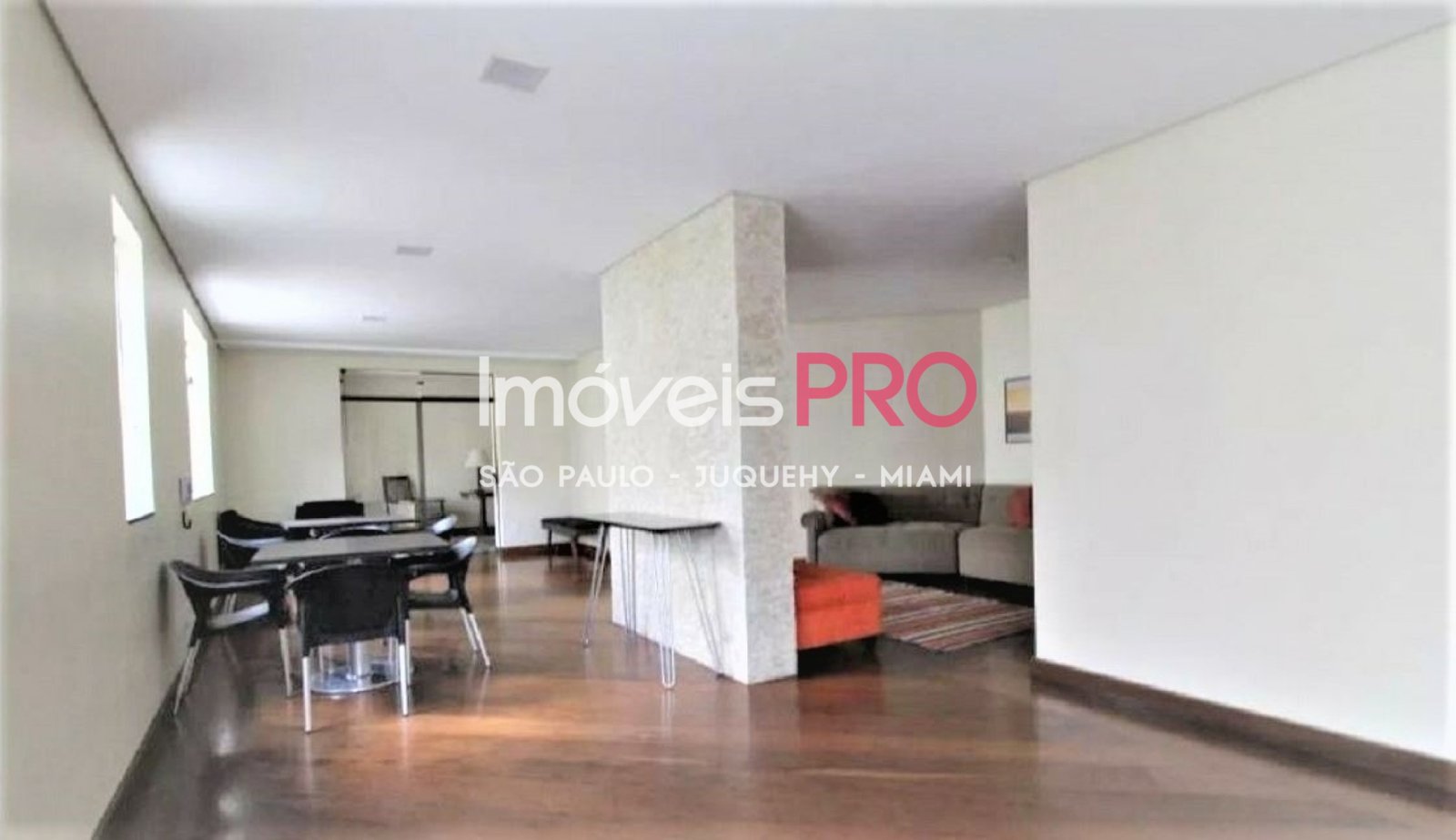 Foto :: https://assets.imoveispro.com.br/thumb/IP17661/cobertura-duplex-venda-campo-belo_IP17661_29_1920x1080.jpg?