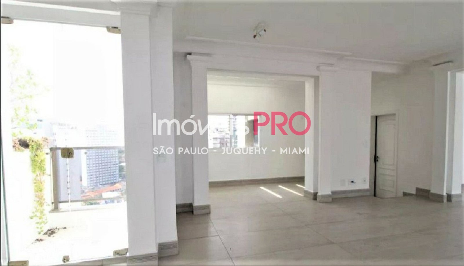 Foto :: IP17661