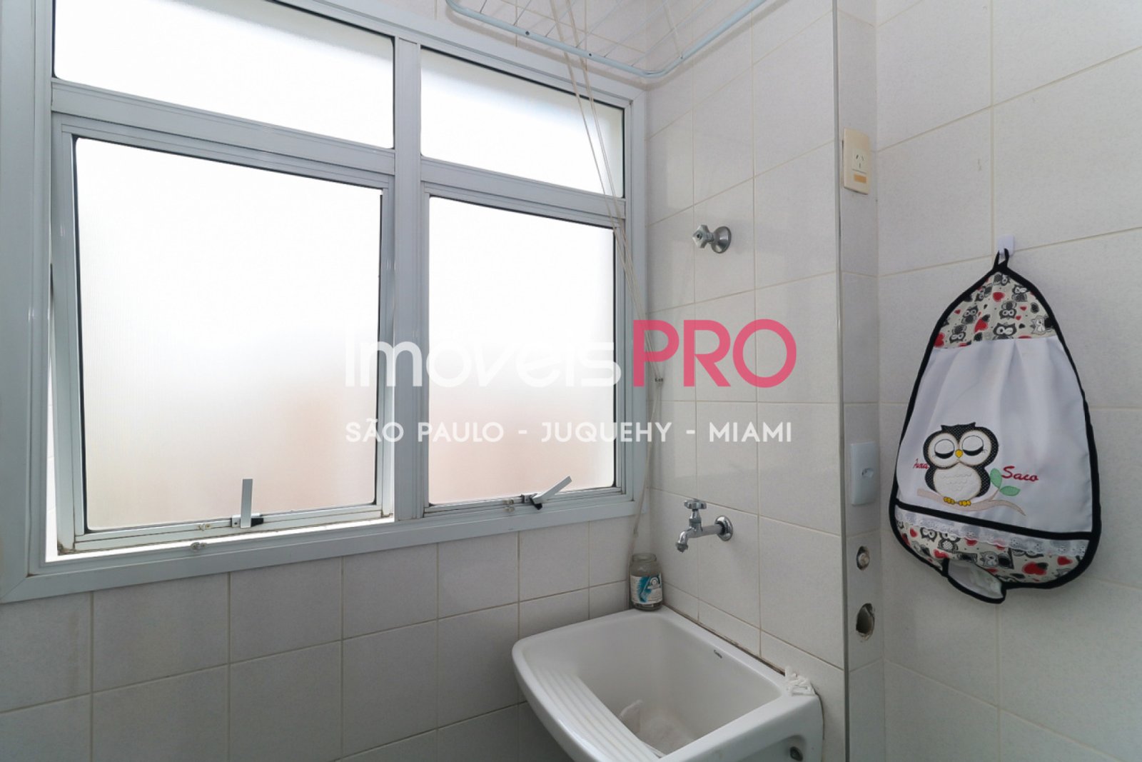 Foto :: https://assets.imoveispro.com.br/thumb/IP18447/apartamento-venda-moema-passaros_IP18447_17_1920x1080.jpg?