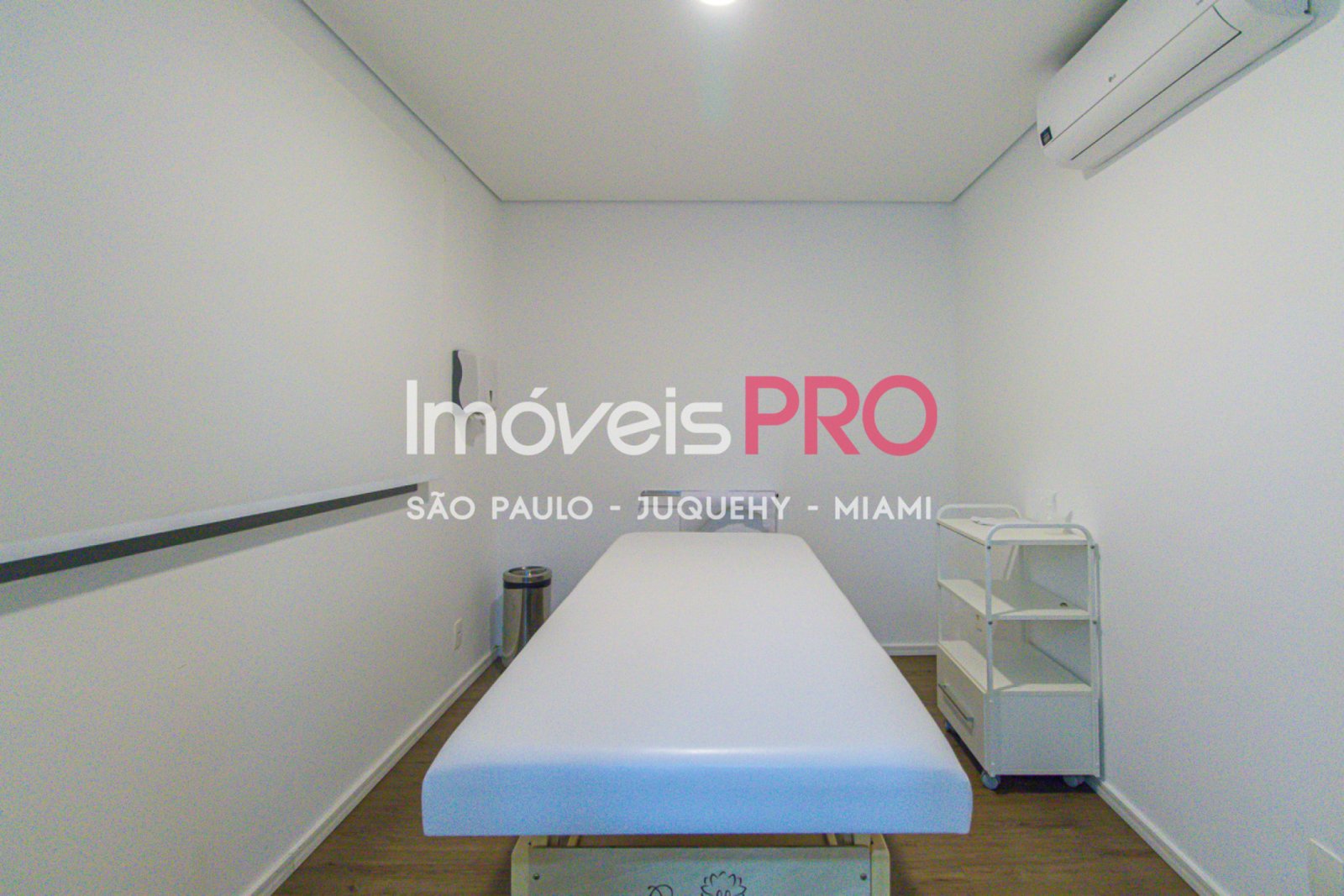 Foto :: https://assets.imoveispro.com.br/thumb/IP18467/apartamento-aluguel-itaim-bibi_IP18467_23_1920x1080.jpg?