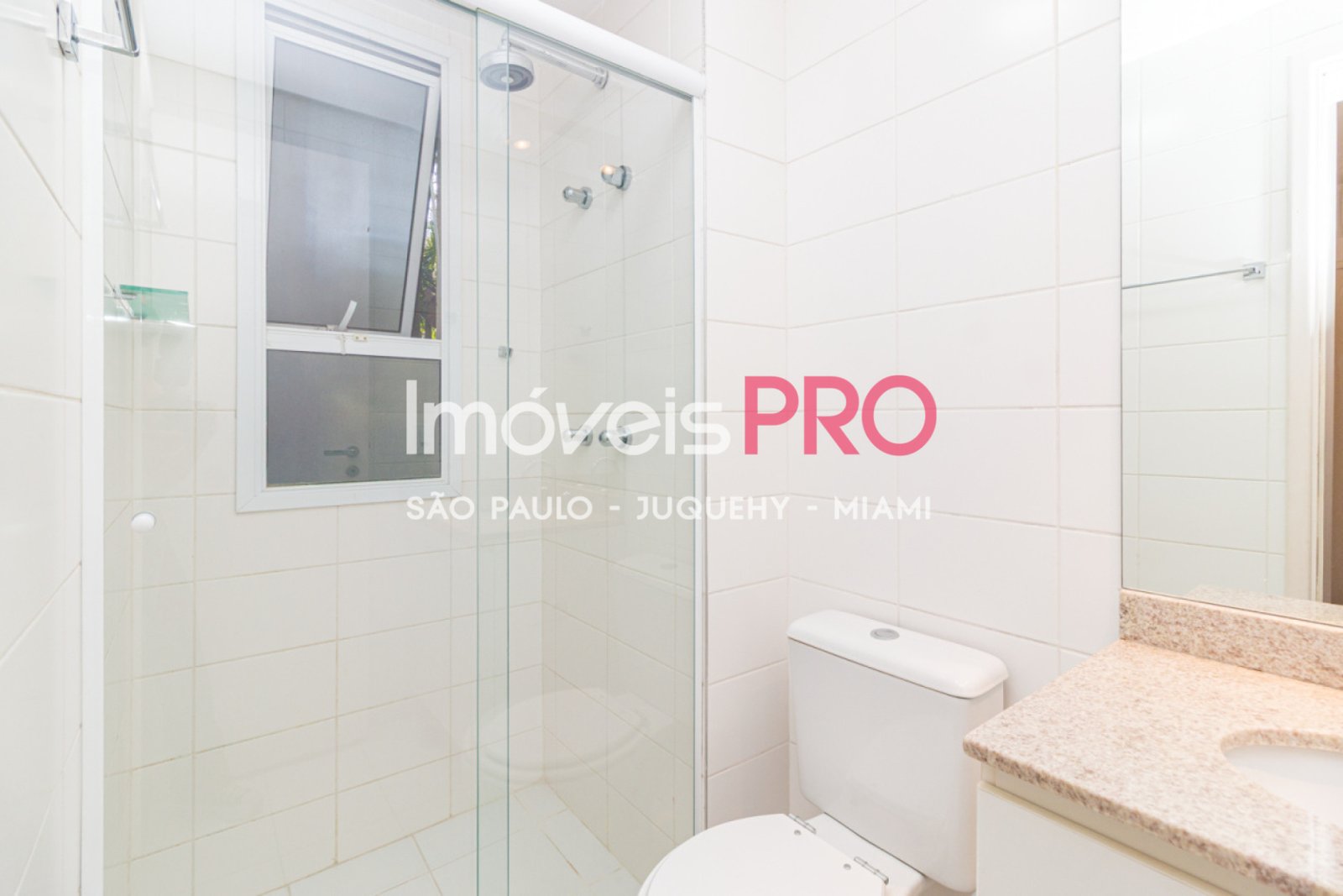 Foto :: IP18553