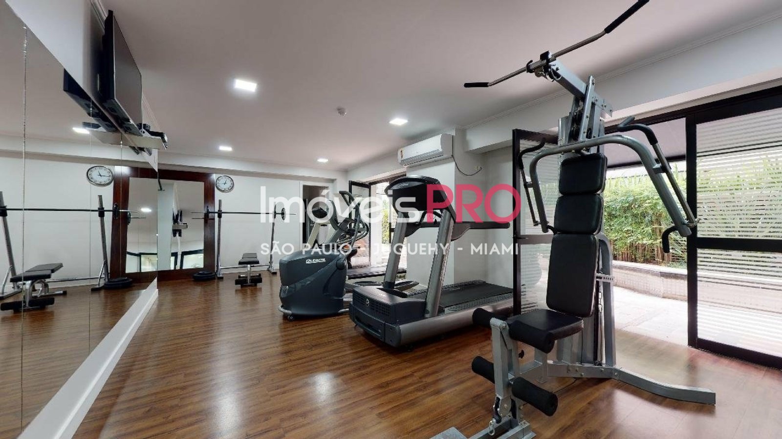 Foto :: https://assets.imoveispro.com.br/thumb/IP18600/cobertura-venda-campo-belo_IP18600_35_1920x1080.jpg?
