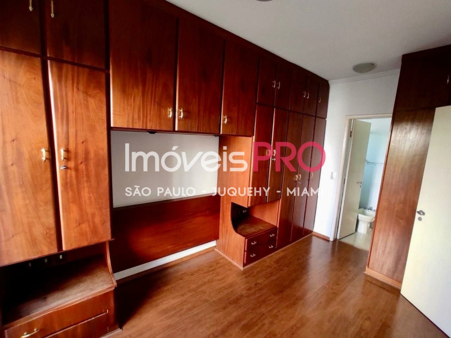 Foto :: IP18750