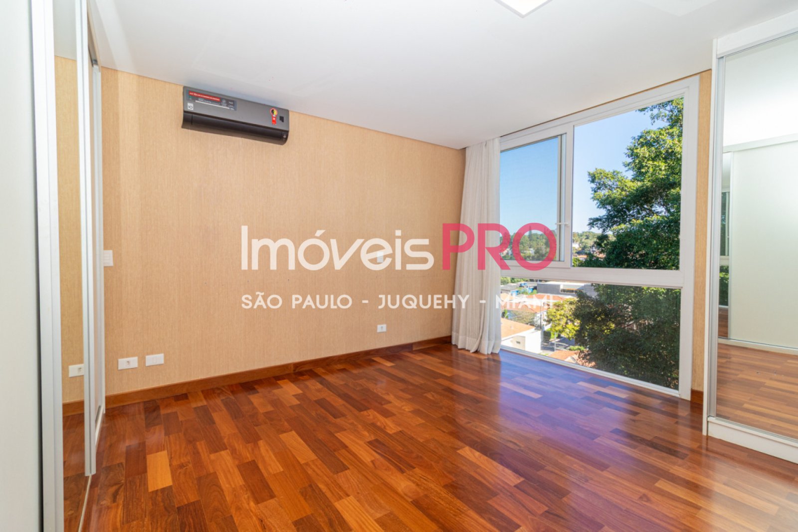 Foto :: https://assets.imoveispro.com.br/thumb/IP18857/condominio-venda-jardim-petropolis_IP18857_35_1920x1080.jpg?