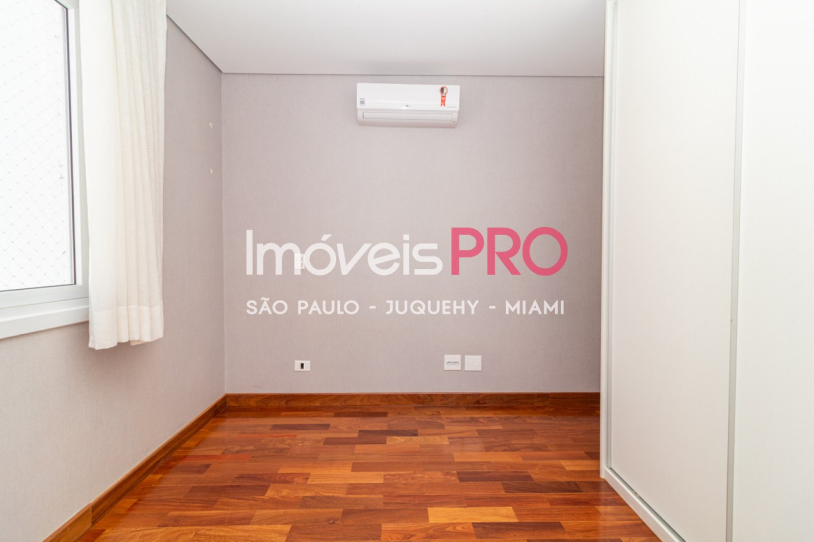 Foto :: https://assets.imoveispro.com.br/thumb/IP18857/condominio-venda-jardim-petropolis_IP18857_41_1920x1080.jpg?
