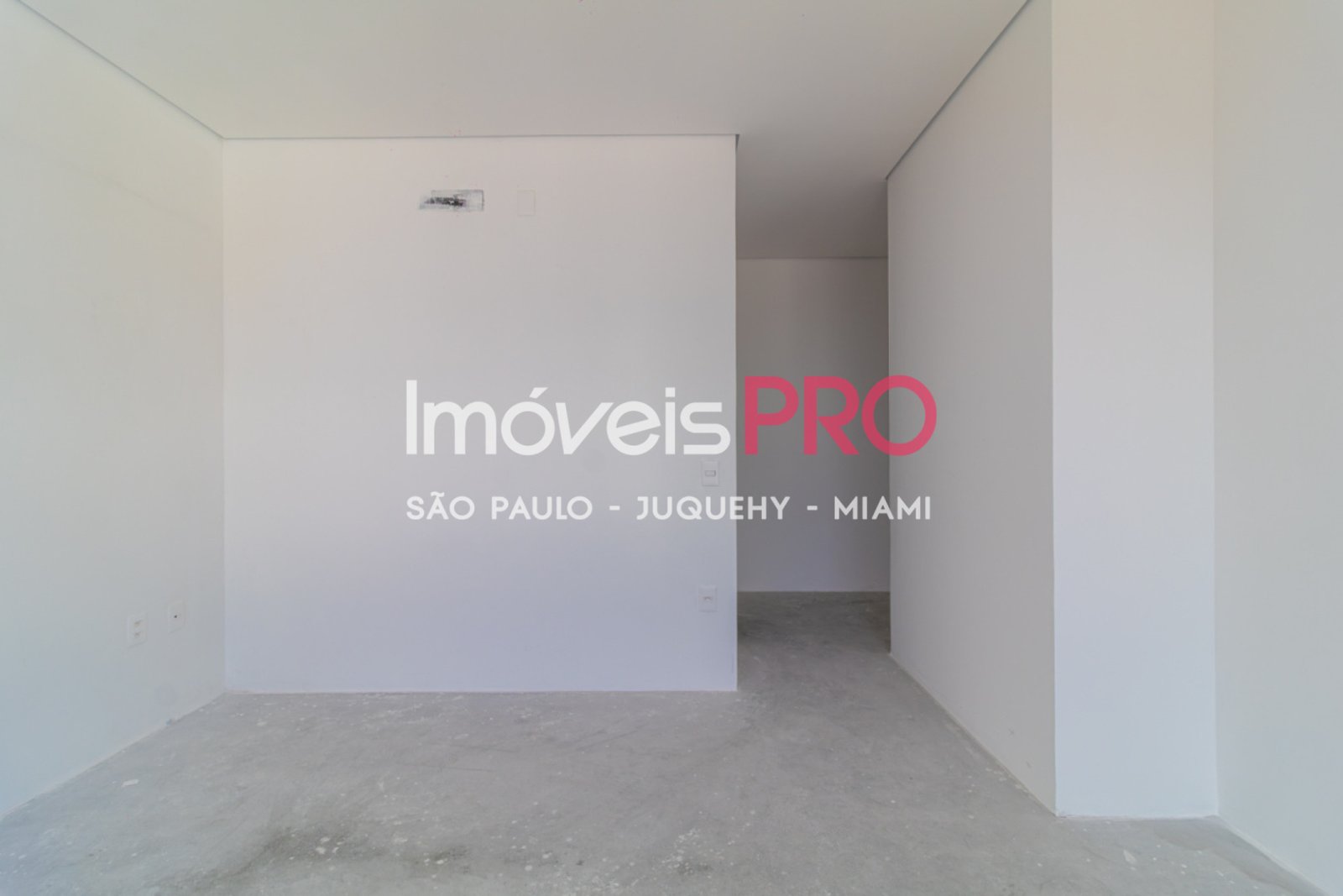 Foto :: IP18933