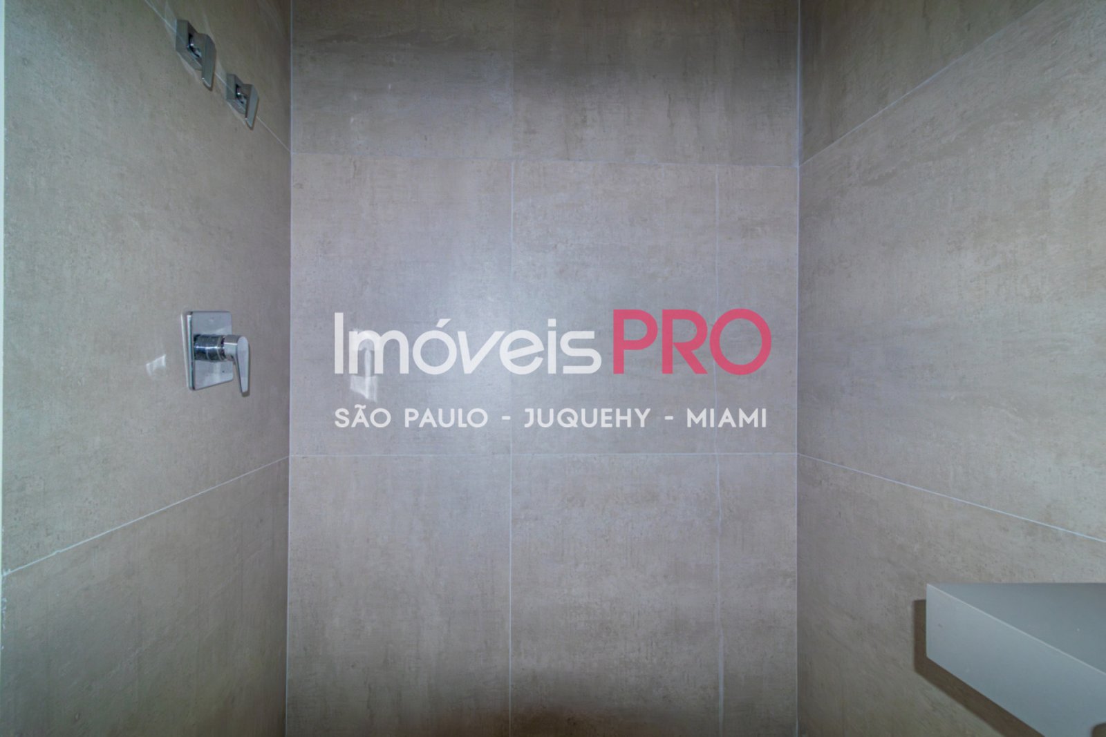 Foto :: IP18933