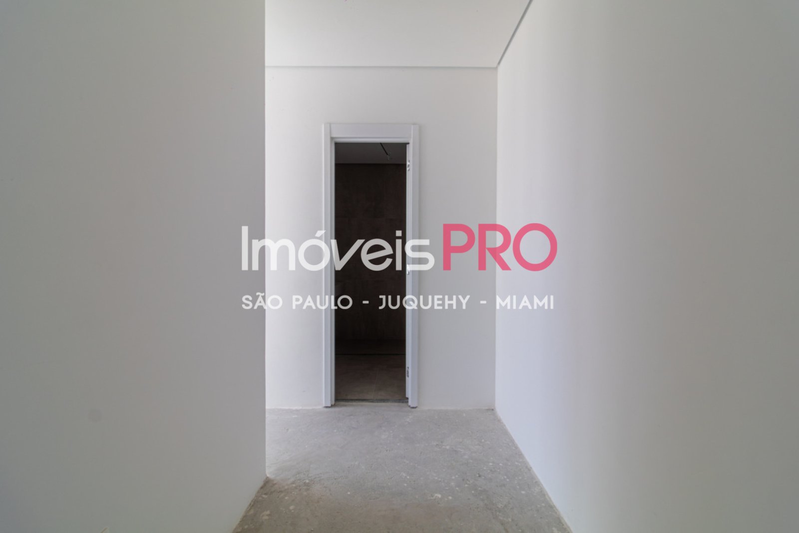 Foto :: IP18933