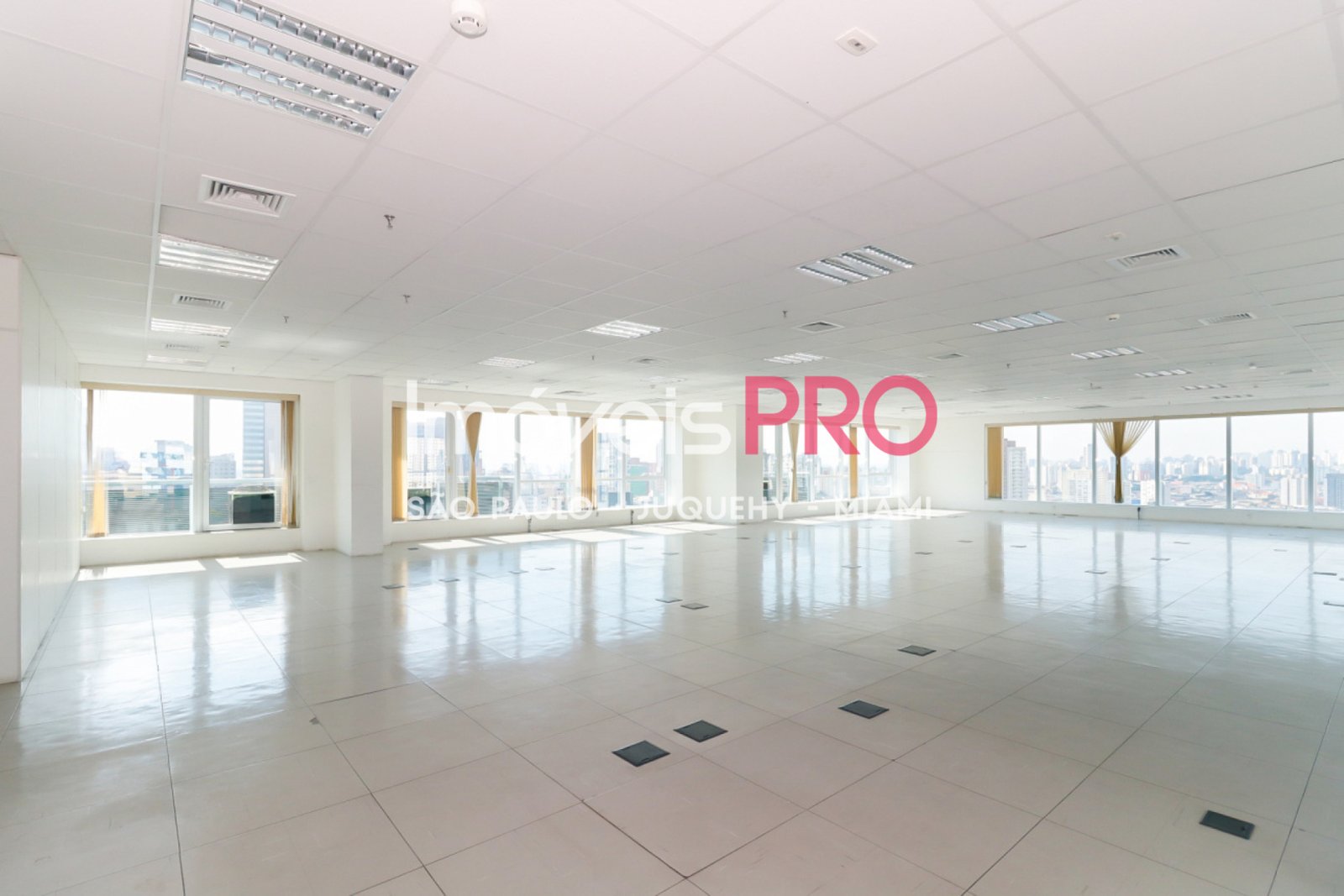 Prédio, 4.301 m², à venda em Liberdade — foto 2 de 30