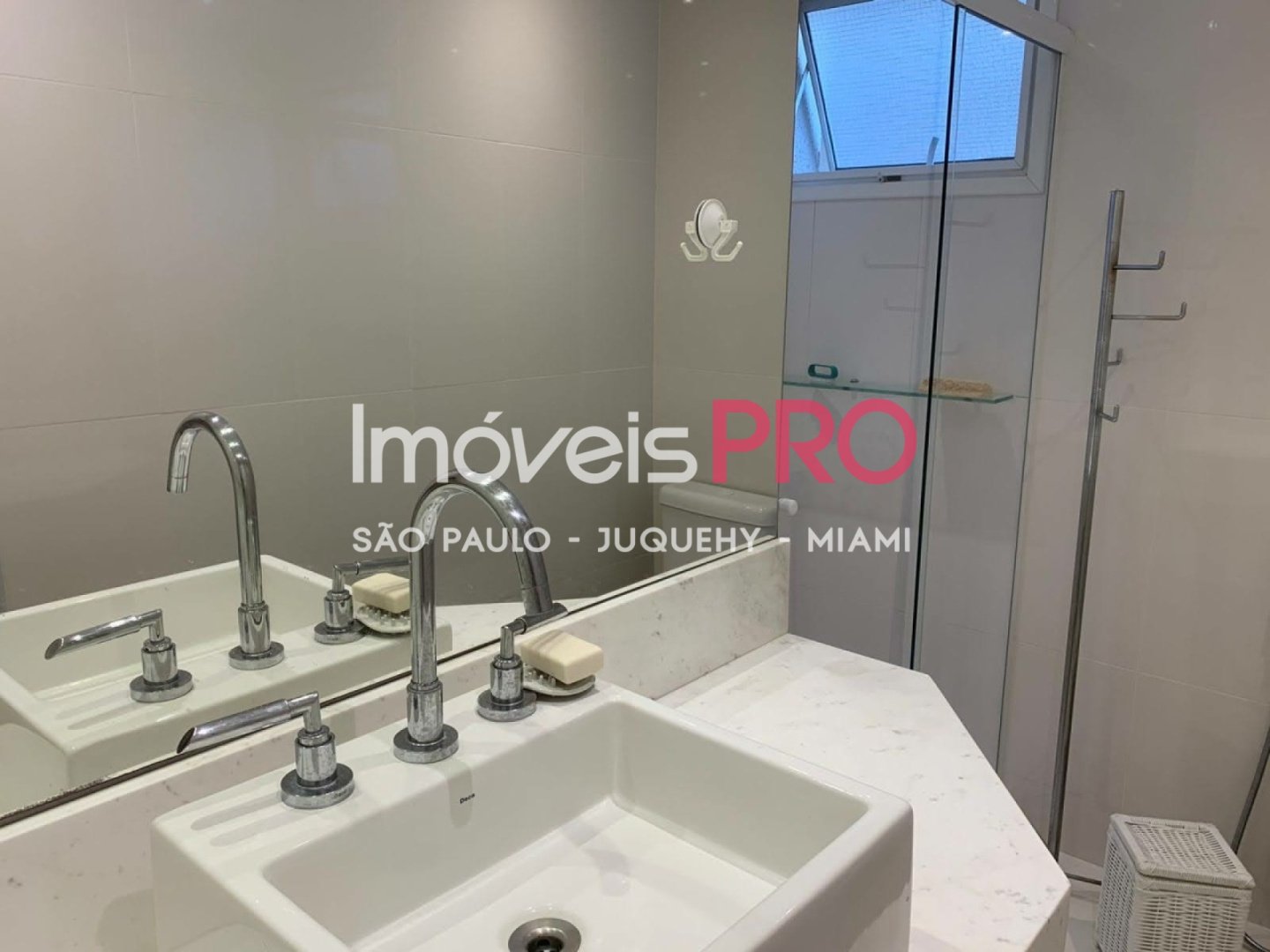 Foto :: https://assets.imoveispro.com.br/thumb/IP19052/cobertura-venda-granja-julieta_IP19052_23_1920x1080.jpg?