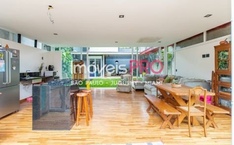 Casa Assobradada em Brooklin Paulista — foto 1 (Ref. IP19194)