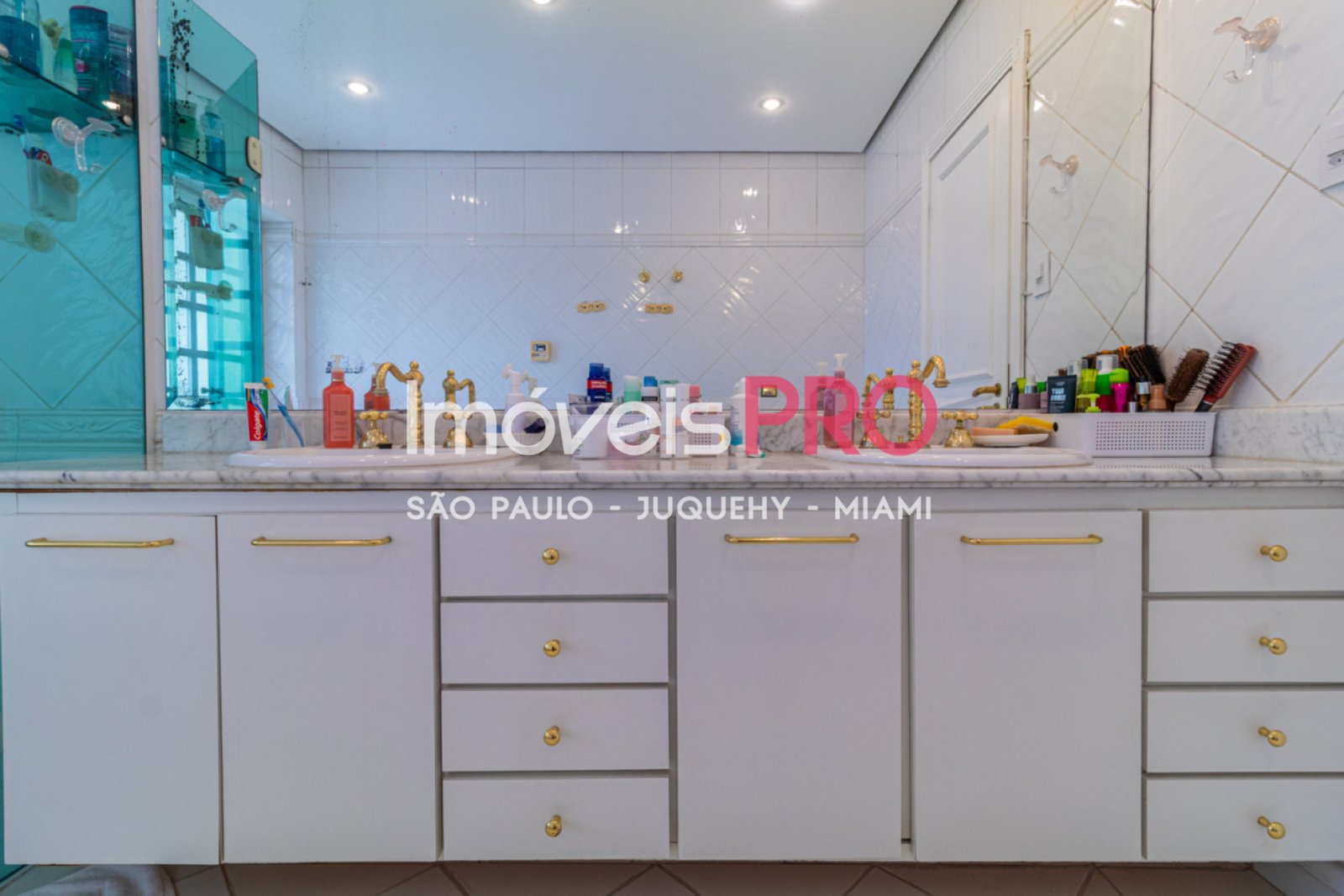 Foto :: https://assets.imoveispro.com.br/thumb/IP19222/sobrado-venda-jardim-marajoara_IP19222_41_1920x1080.jpg?