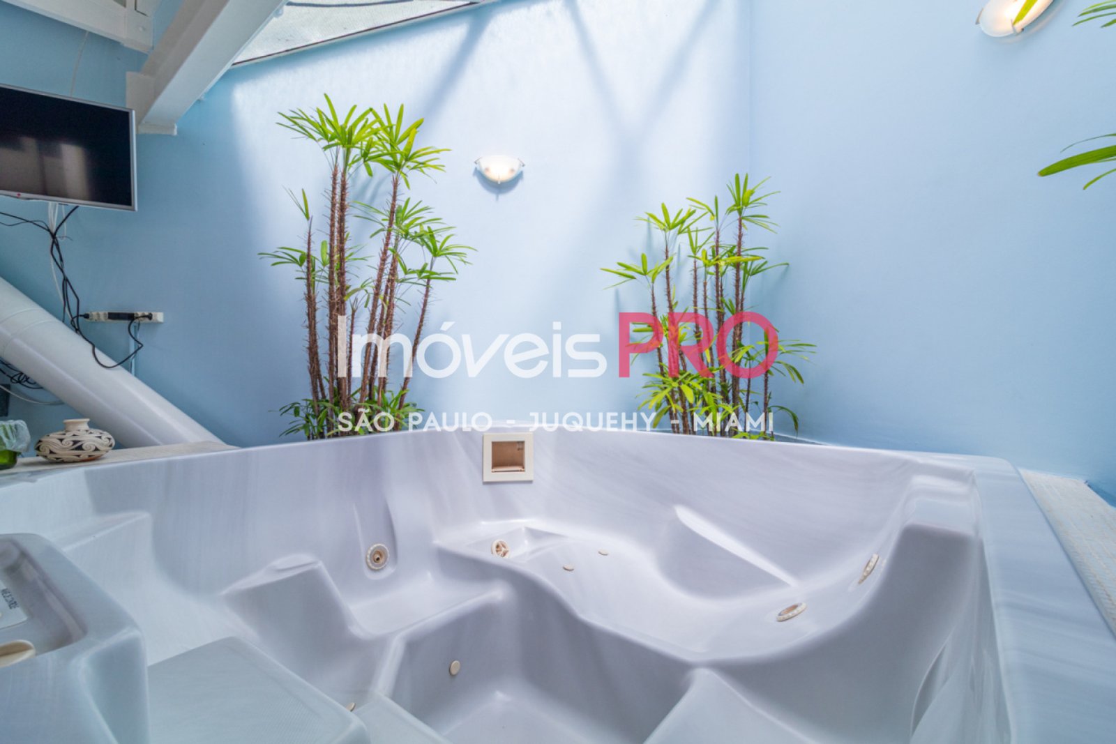 Foto :: https://assets.imoveispro.com.br/thumb/IP19222/sobrado-venda-jardim-marajoara_IP19222_59_1920x1080.jpg?