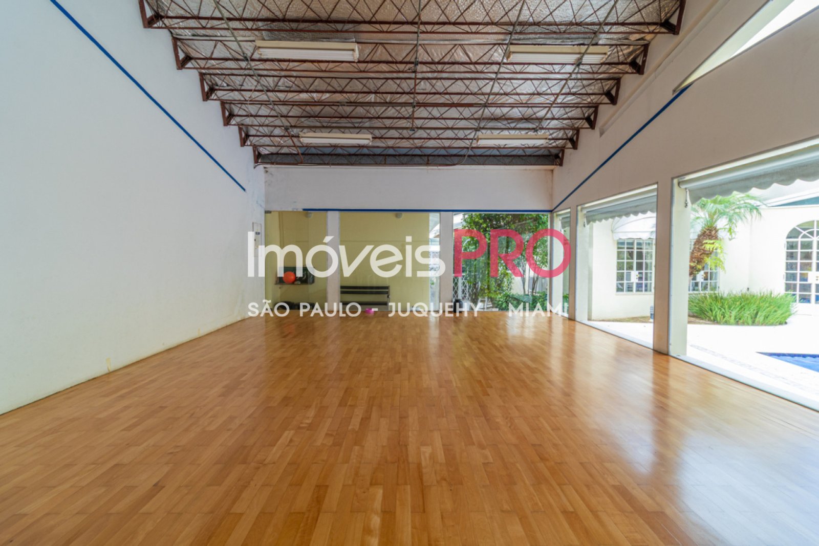 Foto :: https://assets.imoveispro.com.br/thumb/IP19222/sobrado-venda-jardim-marajoara_IP19222_71_1920x1080.jpg?