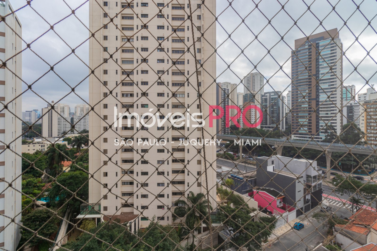 Foto :: https://assets.imoveispro.com.br/thumb/IP19390/apartamento-venda-brooklin_IP19390_35_1920x1080.jpg?