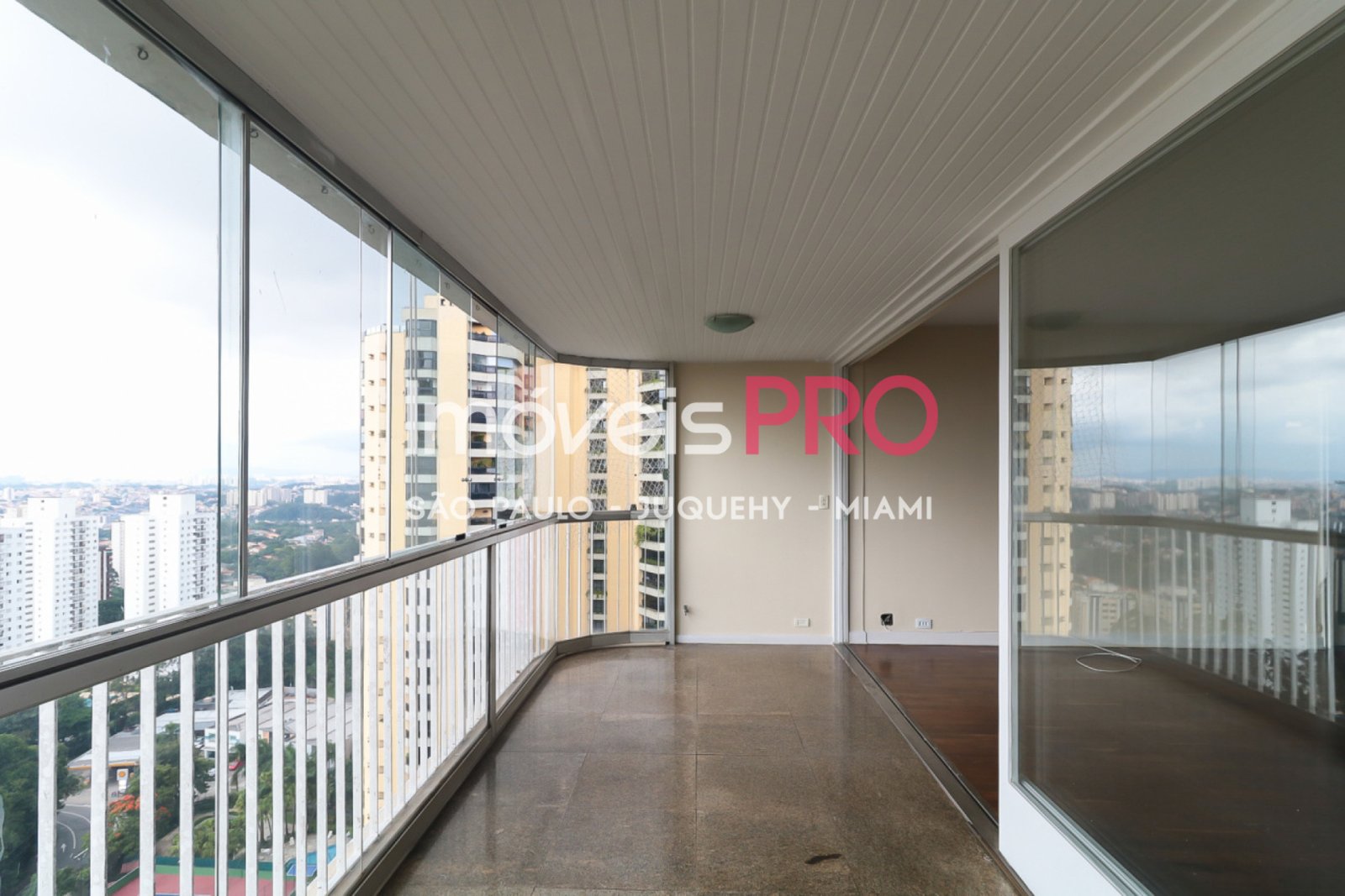 Apartamento de 4 quartos, 210 m², para alugar em Morumbi — foto 1 de 31